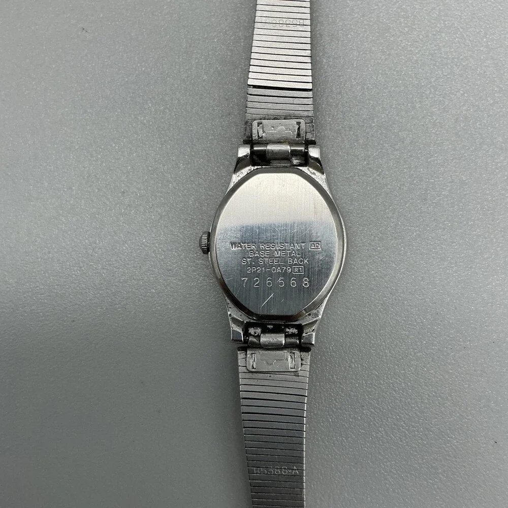 Vintage Seiko Womens Watch 18mm Silver Tone 2P21-0A79 New Battery 6.75